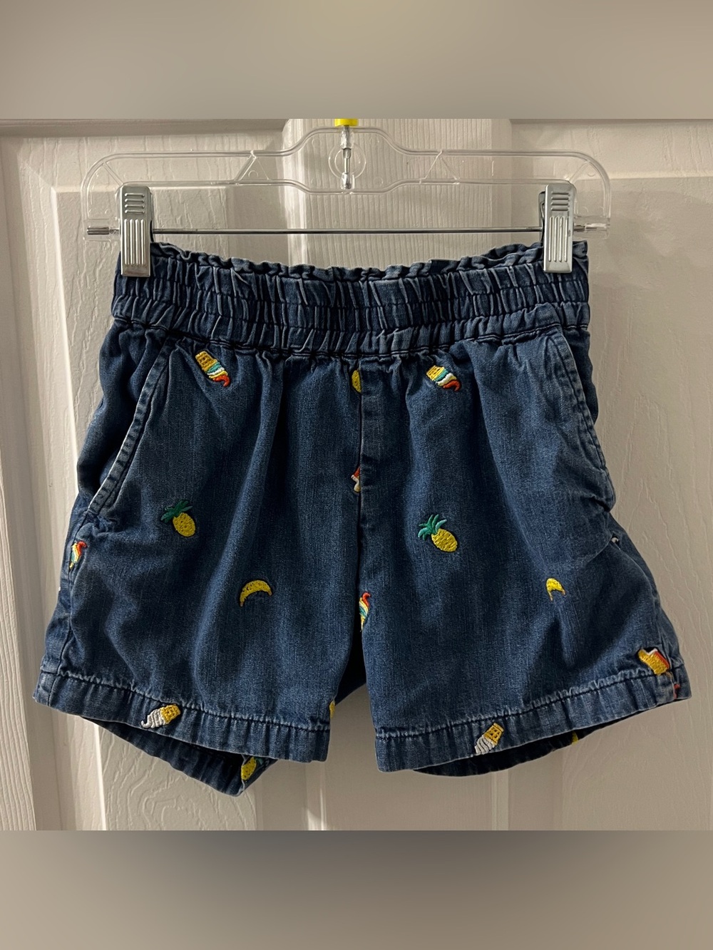 Hanna Andersson Girls Jeans Fruit Embroidered Pull On Shorts Sz 10 Elastic Waist